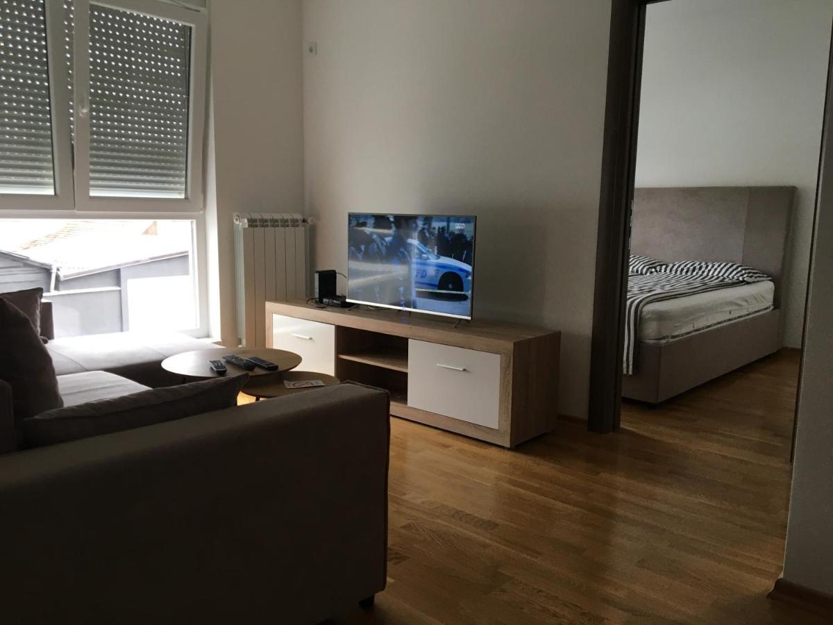Cool Apartments With Free Parking Čačak Eksteriør bilde